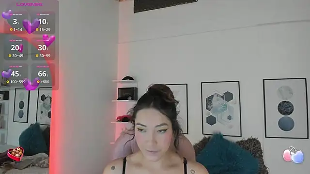 cristal  hot 1 online show from February 10, 4:08 am