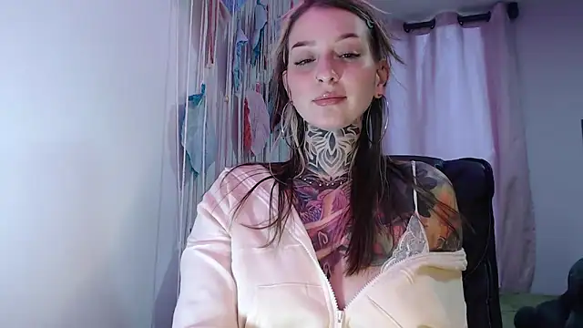 Snapshot of agatha_ink3 chatting on January 17, 10:12 pm agatha ink3 online show from January 17, 10:12 pm