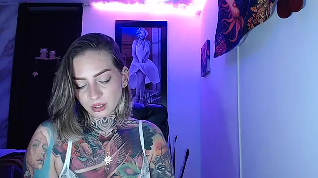 Snapshot of agatha_ink3 chatting on March 15, 2:17 am agatha ink3 online show from March 15, 2:17 am