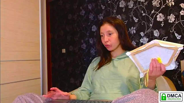 Sophi Cute online show from February 6, 2:09 pm