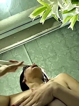 Snapshot of Sam_Sara chatting on September 29, 3:00 am Sam Sara online show from September 29, 3:00 am