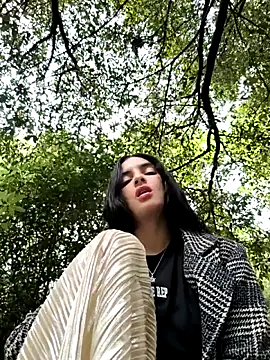 Snapshot of Sam_Sara chatting on October 1, 6:25 pm Sam Sara online show from October 1, 6:25 pm