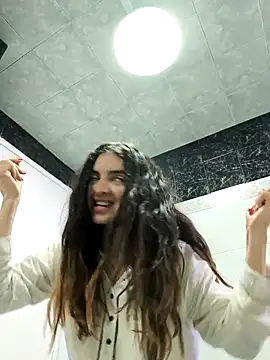 Snapshot of Sam_Sara chatting on October 8, 3:42 pm Sam Sara online show from October 8, 3:42 pm