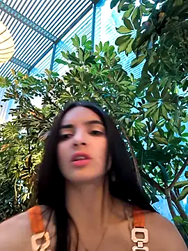 Snapshot of Sam_Sara chatting on October 12, 10:20 pm Sam Sara online show from October 12, 10:20 pm