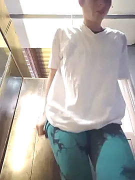 Sam Sara online show from February 3, 6:35 pm