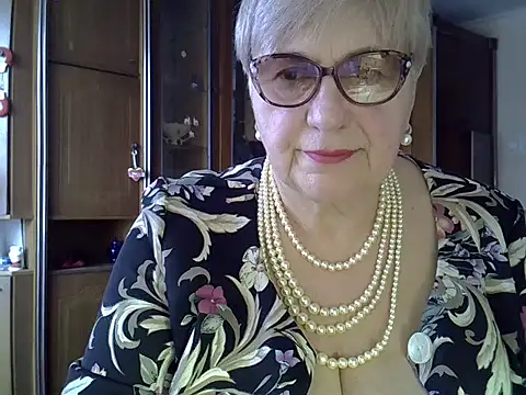 SweetCherry27 online show from February 16, 1:38 pm