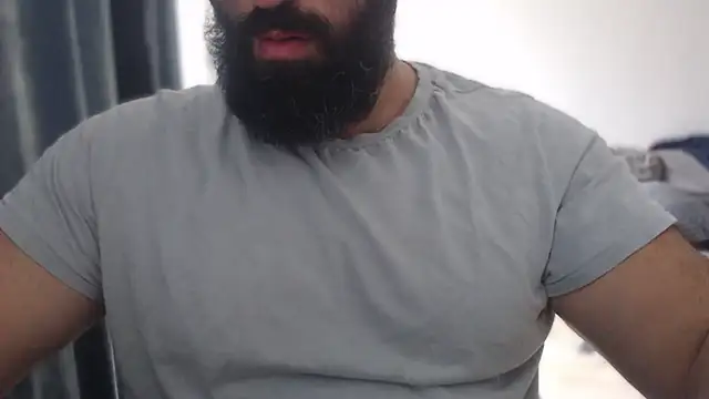 hugemachohandsome online show from October 4, 8:45 am