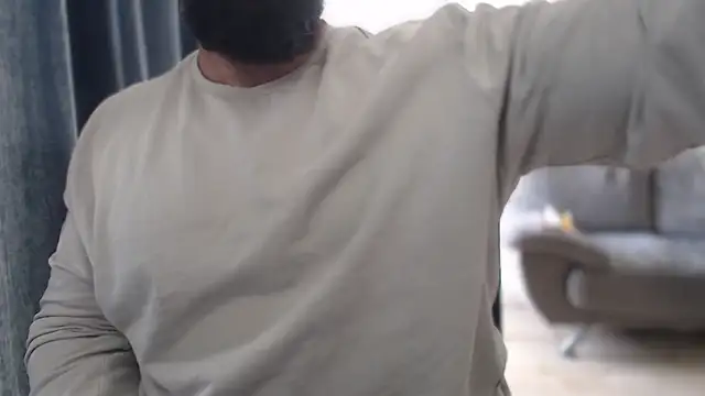 hugemachohandsome online show from October 27, 11:58 am