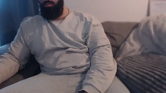 hugemachohandsome online show from January 18, 9:24 am