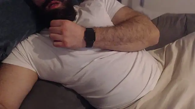 hugemachohandsome online show from February 5, 9:52 pm