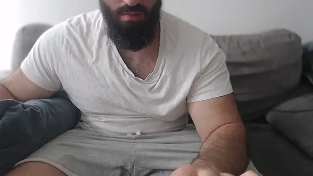 hugemachohandsome online show from June 15, 1:02 pm