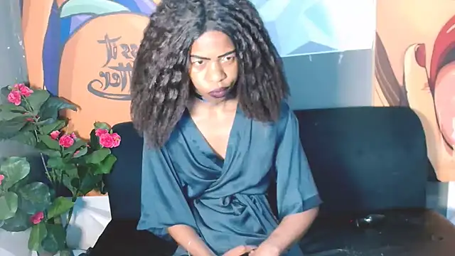 Snapshot of Ebonystormxxx chatting on October 13, 6:13 am Ebonystormxxx online show from October 13, 6:13 am