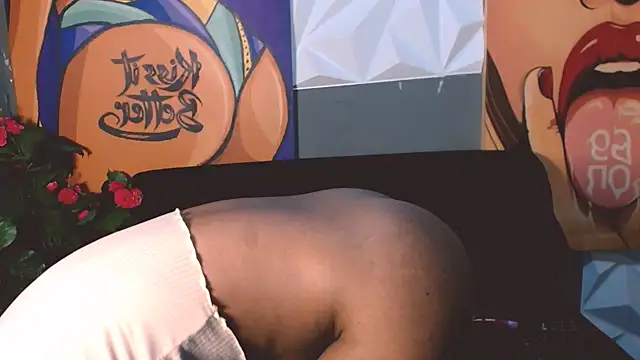 Snapshot of Ebonystormxxx chatting on October 17, 8:28 am Ebonystormxxx online show from October 17, 8:28 am