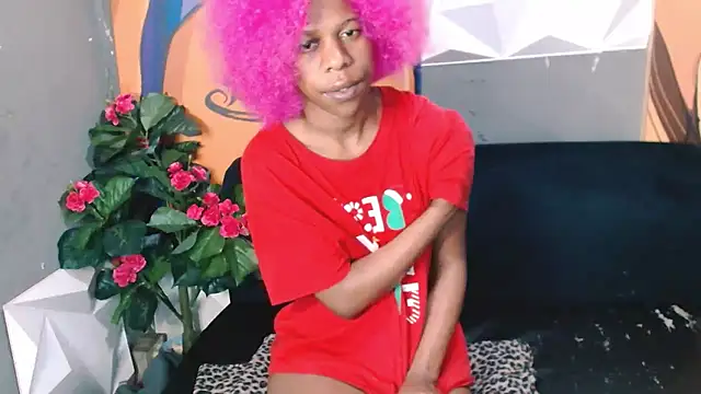 Snapshot of Ebonystormxxx chatting on December 14, 8:02 pm Ebonystormxxx online show from December 14, 8:02 pm