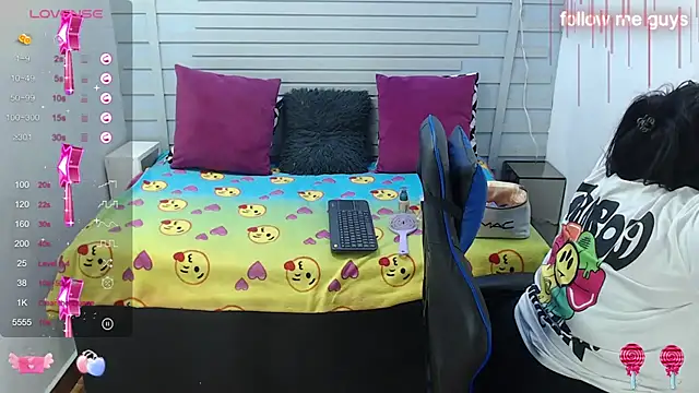 evelin zaens online show from January 19, 4:12 am