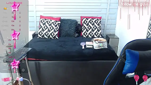 evelin zaens online show from January 22, 2:37 am