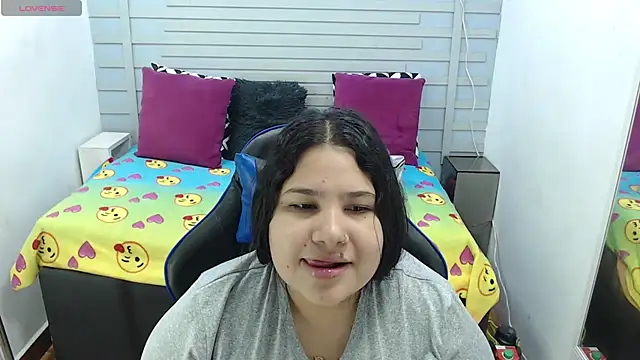 evelin zaens online show from February 19, 4:01 am