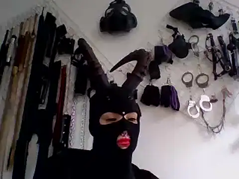 Snapshot of FeticheMacabre chatting on December 29, 7:11 pm FeticheMacabre online show from December 29, 7:11 pm