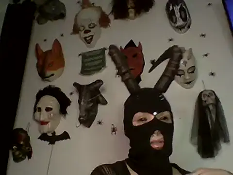 Snapshot of FeticheMacabre chatting on February 5, 12:42 am FeticheMacabre online show from February 5, 12:42 am