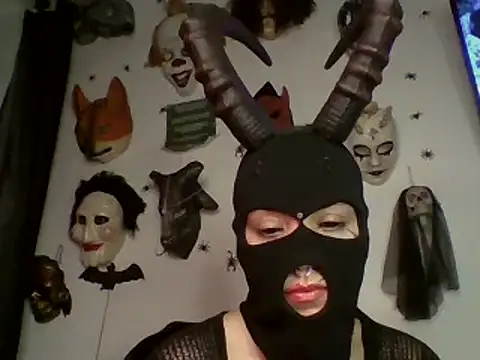 Snapshot of FeticheMacabre chatting on February 7, 5:31 am FeticheMacabre online show from February 7, 5:31 am