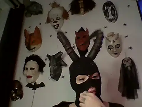 Snapshot of FeticheMacabre chatting on February 14, 1:13 am FeticheMacabre online show from February 14, 1:13 am