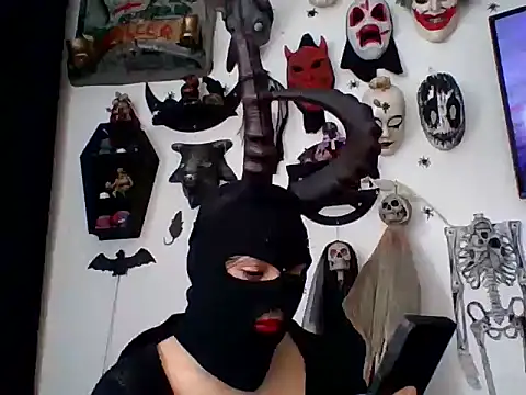 Snapshot of FeticheMacabre chatting on February 21, 3:46 pm FeticheMacabre online show from February 21, 3:46 pm