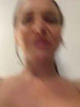 MessyNastyQueen online show from June 22, 1:18 am