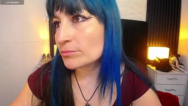 alicia moom online show from December 17, 6:20 pm