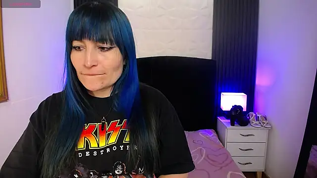 alicia moom online show from January 23, 7:51 pm