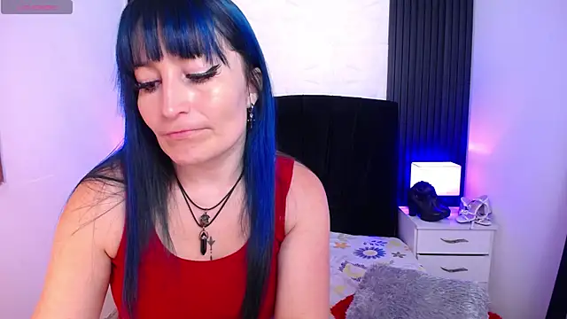 alicia moom online show from February 7, 8:42 pm