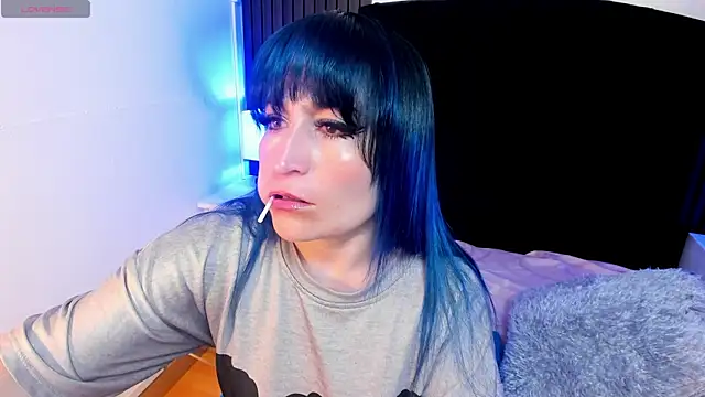 alicia moom online show from September 26, 8:24 pm