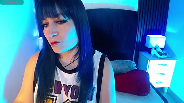 alicia moom online show from November 28, 7:27 pm