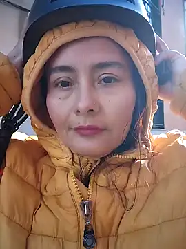 Snapshot of bellapaty chatting on January 2, 12:13 pm bellapaty online show from January 2, 12:13 pm