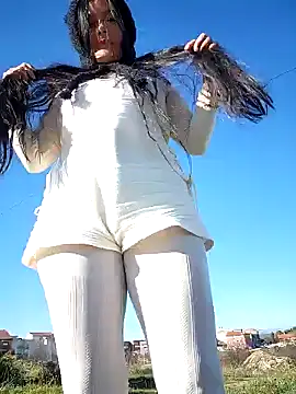 Snapshot of bellapaty chatting on January 16, 2:08 pm bellapaty online show from January 16, 2:08 pm