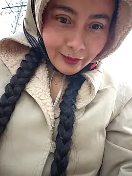 Snapshot of bellapaty chatting on February 13, 2:42 pm bellapaty online show from February 13, 2:42 pm