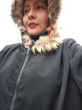 Snapshot of bellapaty chatting on March 1, 1:51 pm bellapaty online show from March 1, 1:51 pm