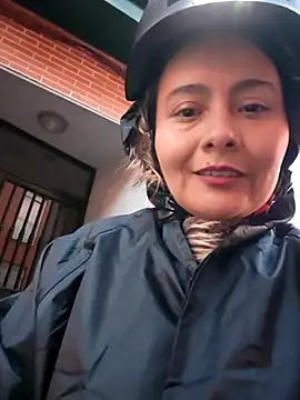 Snapshot of bellapaty chatting on March 11, 6:19 pm bellapaty online show from March 11, 6:19 pm