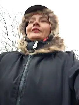 Snapshot of bellapaty chatting on March 14, 1:57 pm bellapaty online show from March 14, 1:57 pm