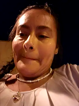 Snapshot of bellapaty chatting on September 17, 7:04 pm bellapaty online show from September 17, 7:04 pm