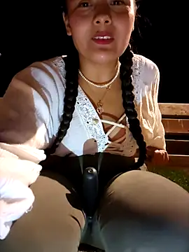 Snapshot of bellapaty chatting on September 19, 7:47 pm bellapaty online show from September 19, 7:47 pm