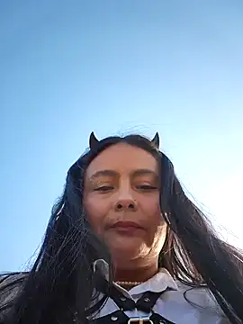 Snapshot of bellapaty chatting on October 14, 7:53 am bellapaty online show from October 14, 7:53 am