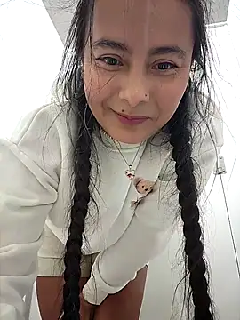 Snapshot of bellapaty chatting on October 31, 8:48 am bellapaty online show from October 31, 8:48 am