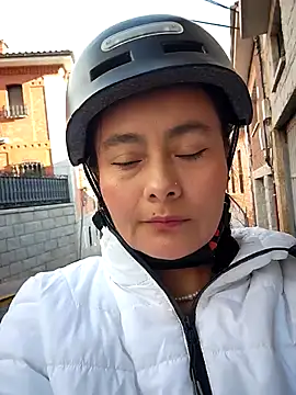 Snapshot of bellapaty chatting on November 2, 8:39 am bellapaty online show from November 2, 8:39 am