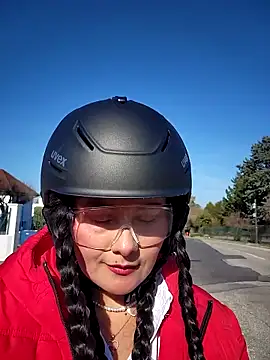 Snapshot of bellapaty chatting on February 26, 1:43 pm bellapaty online show from February 26, 1:43 pm