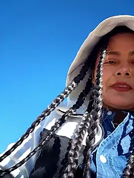 Snapshot of bellapaty chatting on March 28, 9:09 am bellapaty online show from March 28, 9:09 am