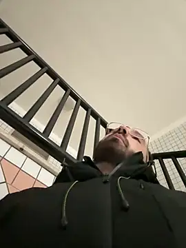 Snapshot of michele1500 chatting on December 14, 1:22 am michele1500 online show from December 14, 1:22 am