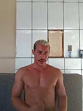 Snapshot of MachoScorpionCaralho chatting on February 8, 11:44 am MachoScorpionCaralho online show from February 8, 11:44 am