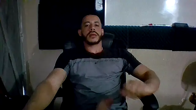 Snapshot of MachoScorpionCaralho chatting on September 19, 10:27 am MachoScorpionCaralho online show from September 19, 10:27 am