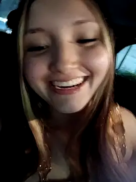 Snapshot of Alice_bloom_ chatting on January 9, 12:02 am Alice bloom online show from January 9, 12:02 am