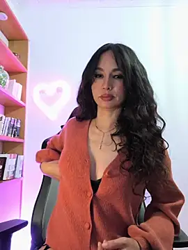 Snapshot of Naughty-Jessie chatting on November 10, 10:09 pm Naughty-Jessie online show from November 10, 10:09 pm